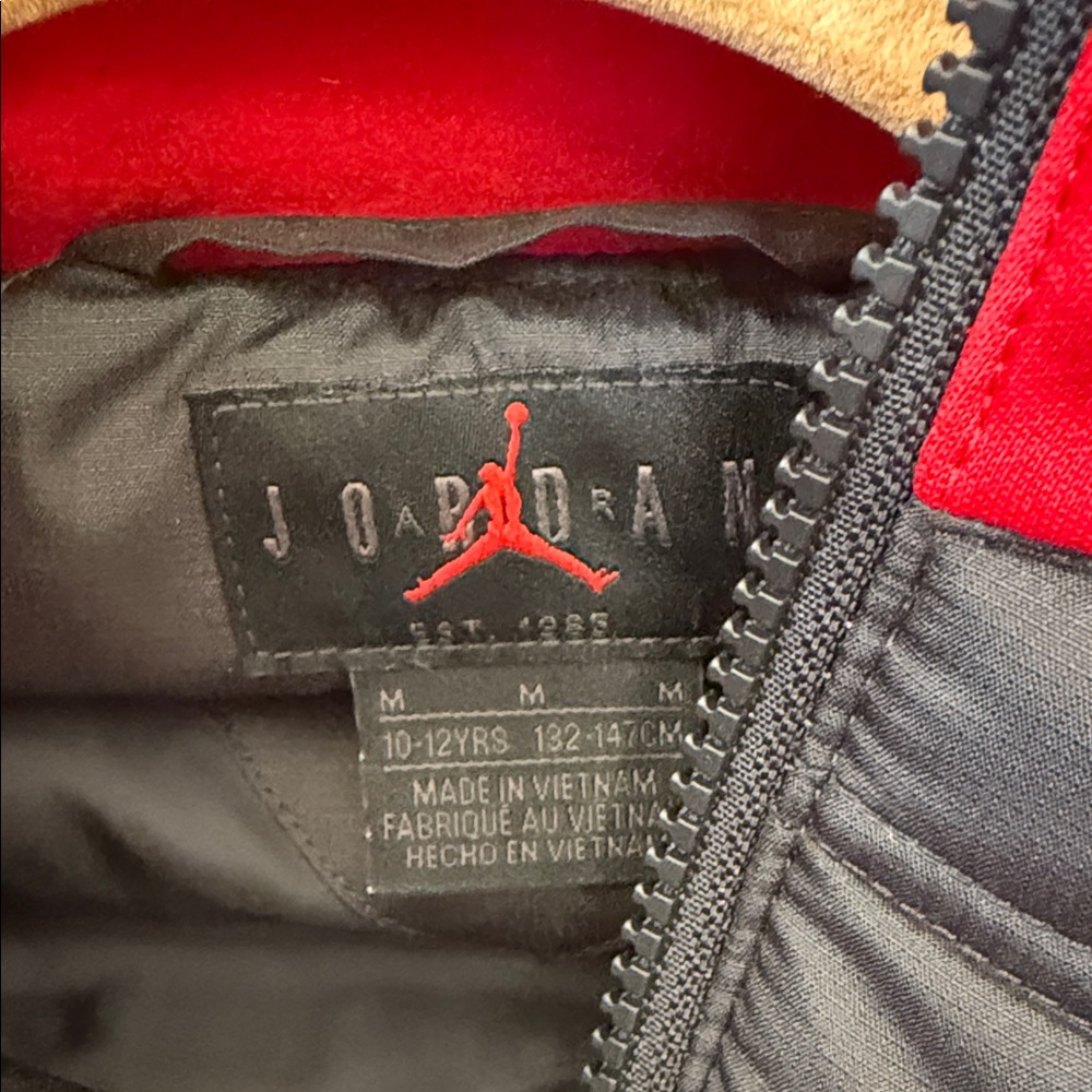 Jordan Black and Red Kids Puffer Jacket - Picture 9 of 9